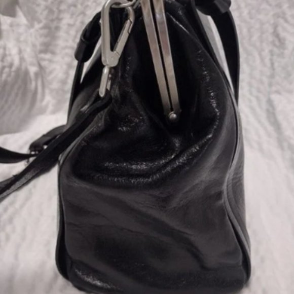SOLD Lia Numa Made in Italy Leather Kiss Lock with Detachable Crossbody Strap - Picture 4 of 7